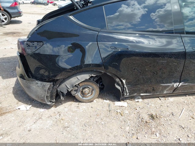 Продаж на аукціоні авто 2025 Tesla Model Y Long Range Dual Motor Rear-wheel Drive, vin: 7SAYGDED4SA373130, номер лоту: 44941960