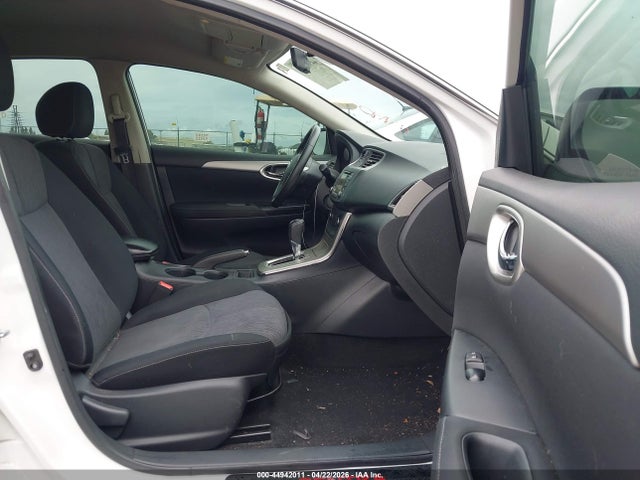 3N1AB7AP8FL643651 Nissan SENTRA SV