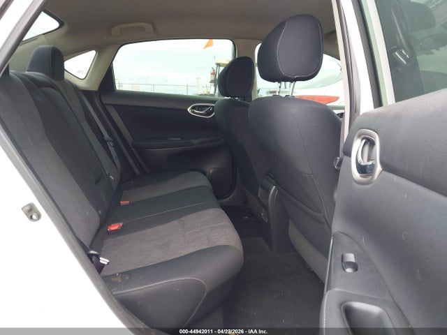 3N1AB7AP8FL643651 Nissan SENTRA SV