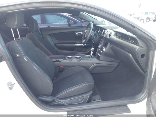 Ford Mustang Ecoboost Fastback 2022 1FA6P8TH1N5134473 Image 5