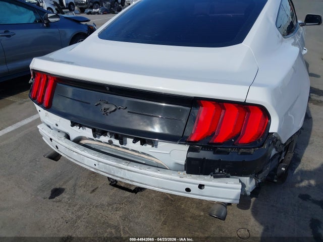 Ford Mustang Ecoboost Fastback 2022 1FA6P8TH1N5134473 Image 6