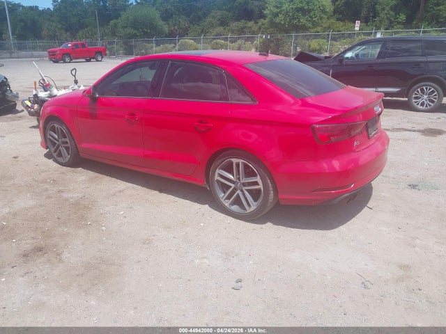 44942080 :رقم المزاد ، WAUAUGFF8KA097097 vin ، 2019 Audi A3 40 Titanium Premium مزاد بيع