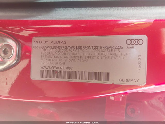 44942080 :رقم المزاد ، WAUAUGFF8KA097097 vin ، 2019 Audi A3 40 Titanium Premium مزاد بيع