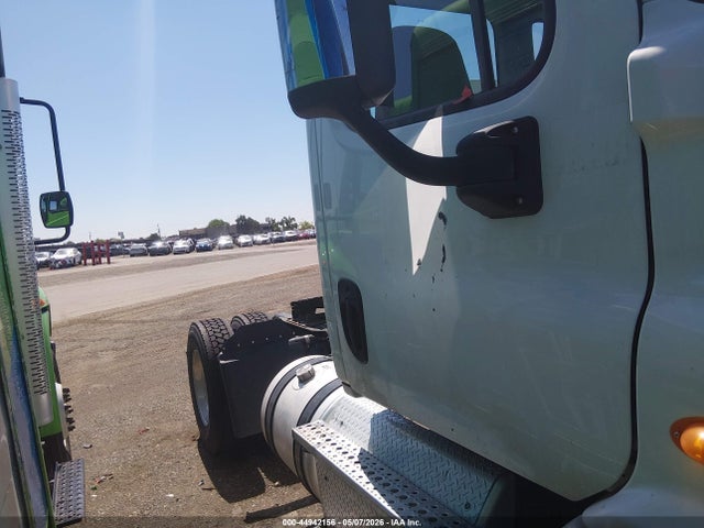 Aukcja sprzedaży 2014 Freightliner Cascadia 113, vin: 1FUBGADV2ELBW3718, numer aukcji: 44942156
