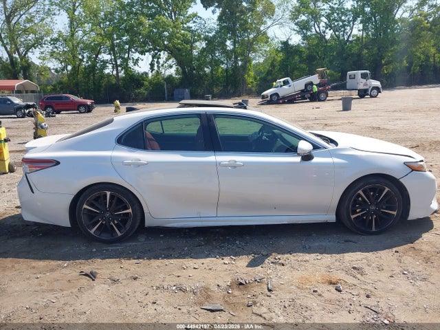 4T1B61HK2KU772137 Toyota CAMRY XSE