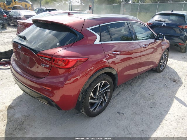 Продаж на аукціоні авто 2018 Infiniti Qx30 Premium, vin: SJKCH5CP3JA045132, номер лоту: 44942201