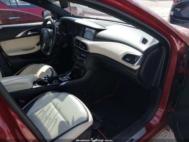 Продаж на аукціоні авто 2018 Infiniti Qx30 Premium, vin: SJKCH5CP3JA045132, номер лоту: 44942201
