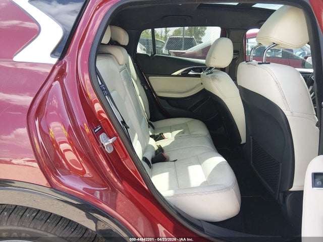 Продаж на аукціоні авто 2018 Infiniti Qx30 Premium, vin: SJKCH5CP3JA045132, номер лоту: 44942201