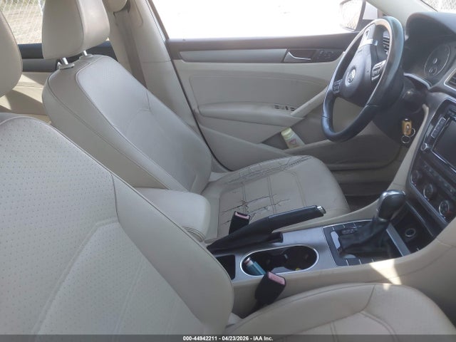 Продаж на аукціоні авто 2014 Volkswagen Passat 2.0l Tdi Se, vin: 1VWBN7A37EC026772, номер лоту: 44942211