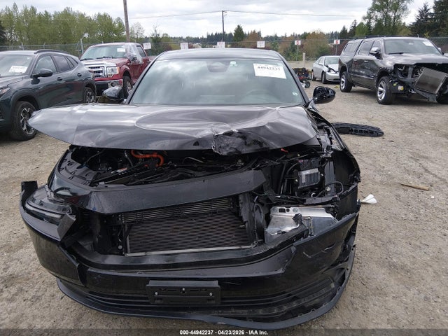 Auction sale of the 2025 Honda Accord Hybrid Sport, vin: 1HGCY2F53SA037045, lot number: 44942237
