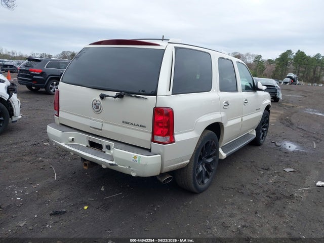 2004 Cadillac Escalade Standard მანქანა იყიდება აუქციონზე, vin: 1GYEK63N14R218129, აუქციონის ნომერი: 44942254