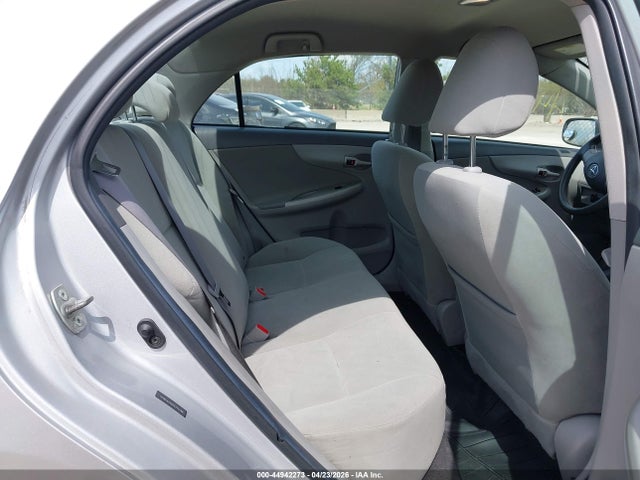 44942273 :رقم المزاد ، 1NXBU4EE0AZ374588 vin ، 2010 Toyota Corolla Le مزاد بيع