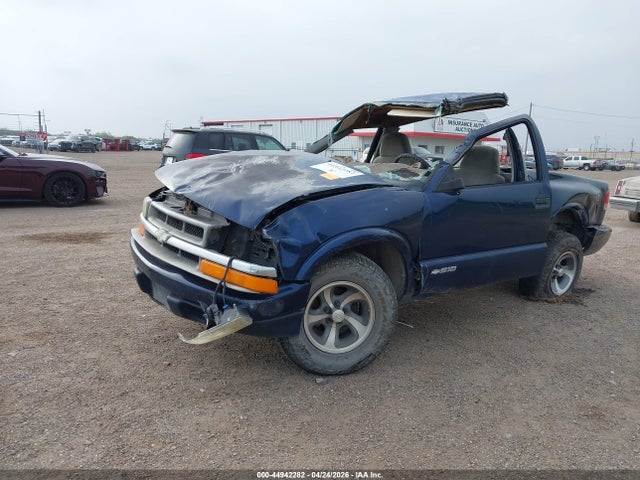 2001 Chevrolet S-10 Ls მანქანა იყიდება აუქციონზე, vin: 1GCCS14W018230328, აუქციონის ნომერი: 44942282