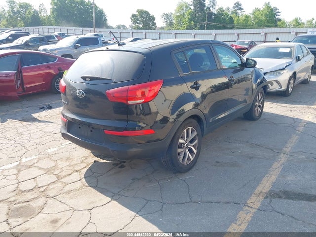 Продажа на аукционе авто 2016 Kia Sportage Lx, vin: KNDPB3AC6G7874745, номер лота: 44942290