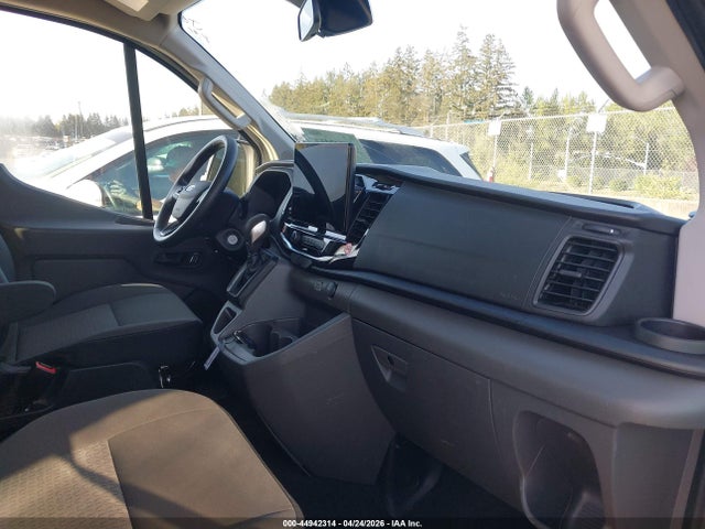 1FBAX2Y88RKA09380 Ford Transit-350 Passenger Van Xlt
