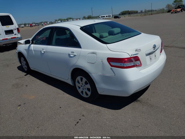 2011 Toyota Camry Le მანქანა იყიდება აუქციონზე, vin: 4T4BF3EK8BR192722, აუქციონის ნომერი: 44942326