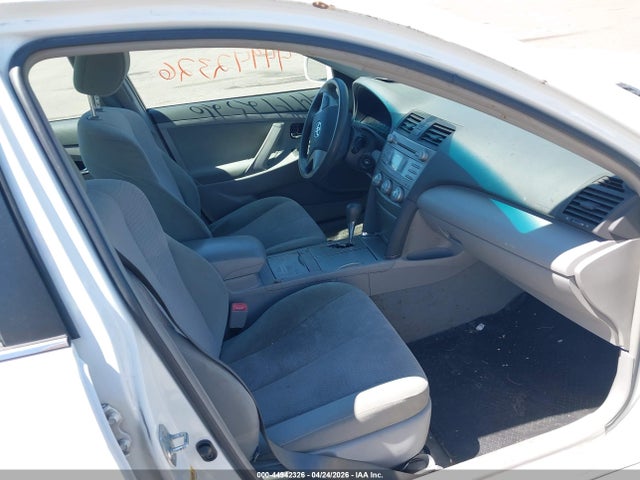 2011 Toyota Camry Le მანქანა იყიდება აუქციონზე, vin: 4T4BF3EK8BR192722, აუქციონის ნომერი: 44942326
