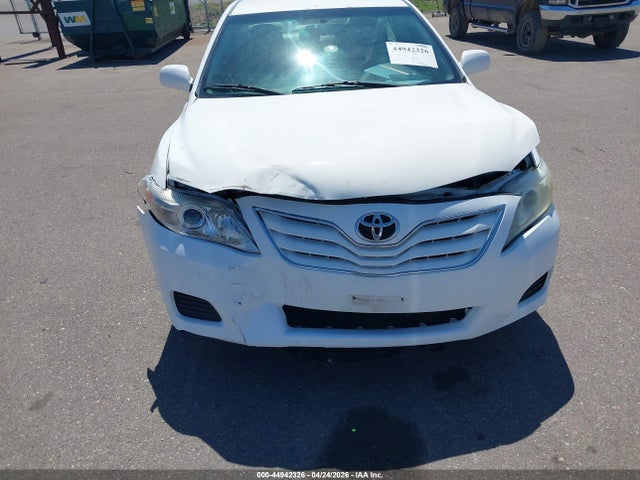 2011 Toyota Camry Le მანქანა იყიდება აუქციონზე, vin: 4T4BF3EK8BR192722, აუქციონის ნომერი: 44942326