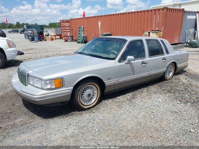 44942341 :رقم المزاد ، 1LNCM83W2MY678980 vin ، 1991 Lincoln Town Car Cartier مزاد بيع