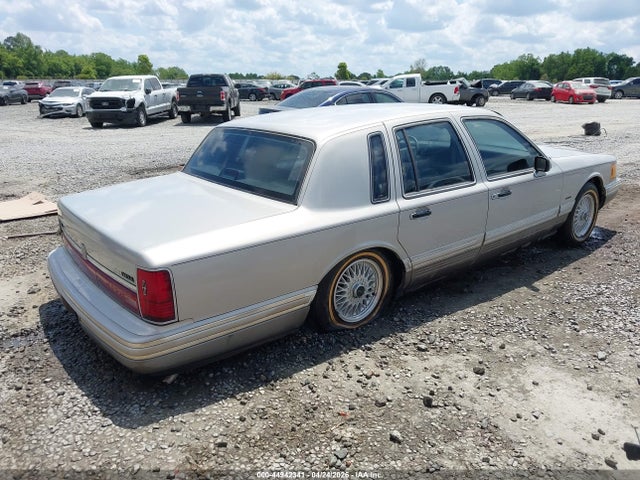 44942341 :رقم المزاد ، 1LNCM83W2MY678980 vin ، 1991 Lincoln Town Car Cartier مزاد بيع