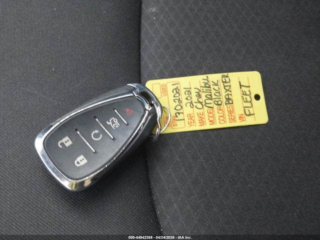 1G1ZD5STXMF017741 Chevrolet Malibu Fwd Lt