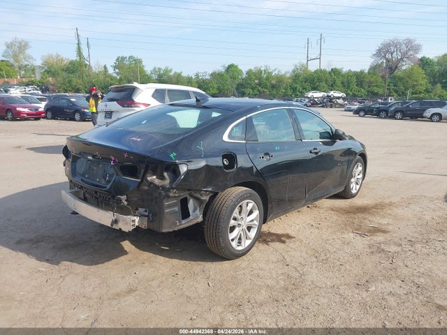 1G1ZD5STXMF017741 Chevrolet Malibu Fwd Lt