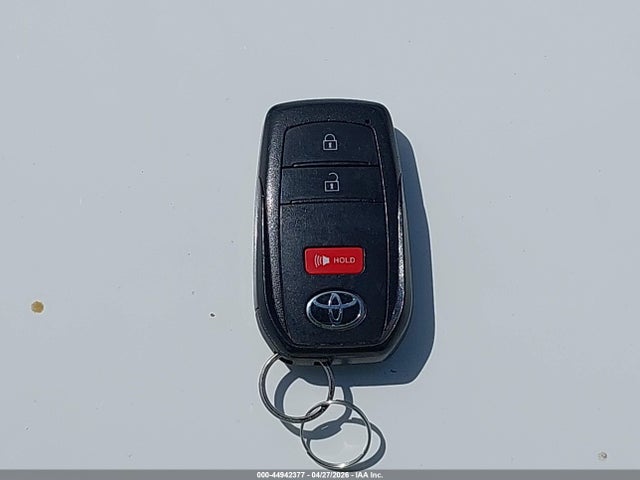 JTDACAAU7P3001626 Toyota Prius Le