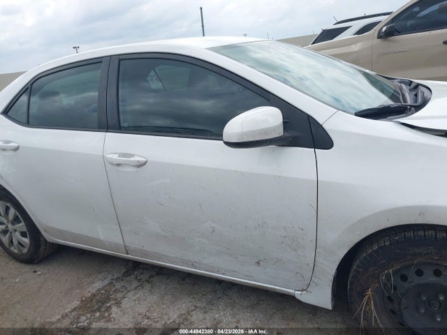 Toyota COROLLA LE 2017 5YFBURHE9HP684579 Image 13