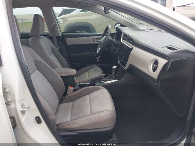 Toyota COROLLA LE 2017 5YFBURHE9HP684579 Image 5