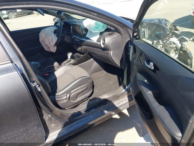 Продажа на аукционе авто 2022 Kia Forte Gt-line, vin: 3KPF54AD6NE440825, номер лота: 44942401