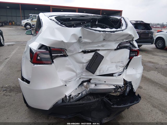 Продажа на аукционе авто 2021 Tesla Model Y Long Range Dual Motor All-wheel Drive, vin: 5YJYGDEE1MF152029, номер лота: 44942464