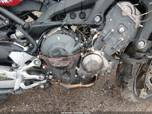 44942553 :رقم المزاد ، JYARN37E2FA000849 vin ، 2015 Yamaha Fj09 مزاد بيع