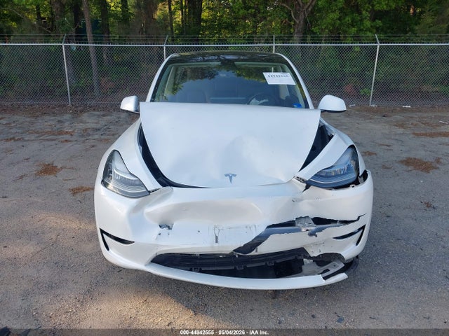 Продаж на аукціоні авто 2023 Tesla Model Y Awd/long Range Dual Motor All-wheel Drive, vin: 7SAYGDEE8PA056094, номер лоту: 44942555