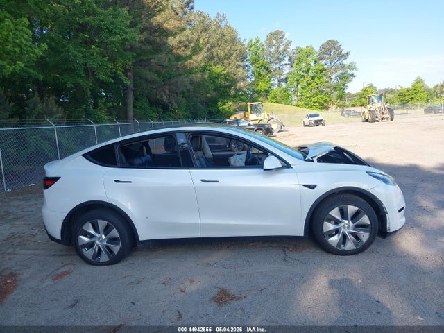 Продаж на аукціоні авто 2023 Tesla Model Y Awd/long Range Dual Motor All-wheel Drive, vin: 7SAYGDEE8PA056094, номер лоту: 44942555