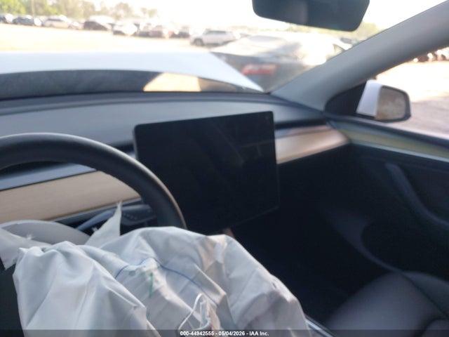 Продаж на аукціоні авто 2023 Tesla Model Y Awd/long Range Dual Motor All-wheel Drive, vin: 7SAYGDEE8PA056094, номер лоту: 44942555