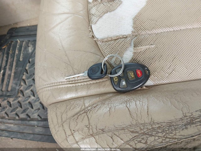 44942590 :رقم المزاد ، 5GALRCED5AJ114492 vin ، 2010 Buick Enclave 2xl مزاد بيع