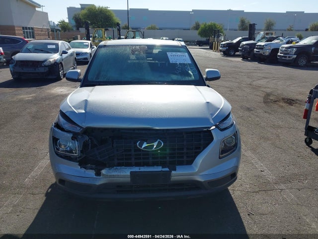 Продажа на аукционе авто 2022 Hyundai Venue Se, vin: KMHRB8A3XNU186182, номер лота: 44942591