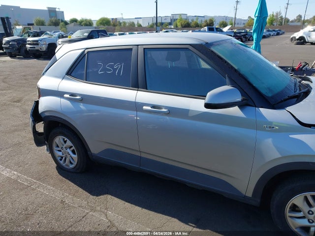 Продажа на аукционе авто 2022 Hyundai Venue Se, vin: KMHRB8A3XNU186182, номер лота: 44942591