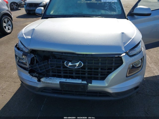 Продажа на аукционе авто 2022 Hyundai Venue Se, vin: KMHRB8A3XNU186182, номер лота: 44942591