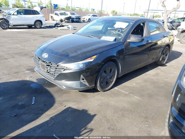 2022 Hyundai Elantra Sel მანქანა იყიდება აუქციონზე, vin: KMHLM4AG3NU327170, აუქციონის ნომერი: 44942599