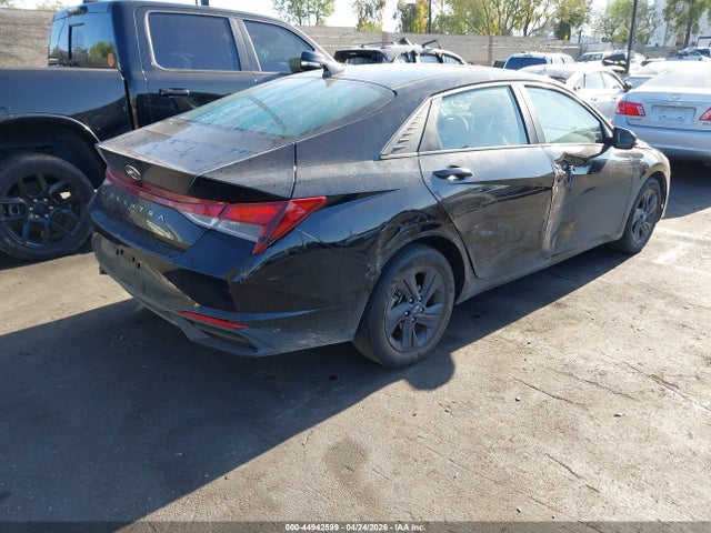 2022 Hyundai Elantra Sel მანქანა იყიდება აუქციონზე, vin: KMHLM4AG3NU327170, აუქციონის ნომერი: 44942599