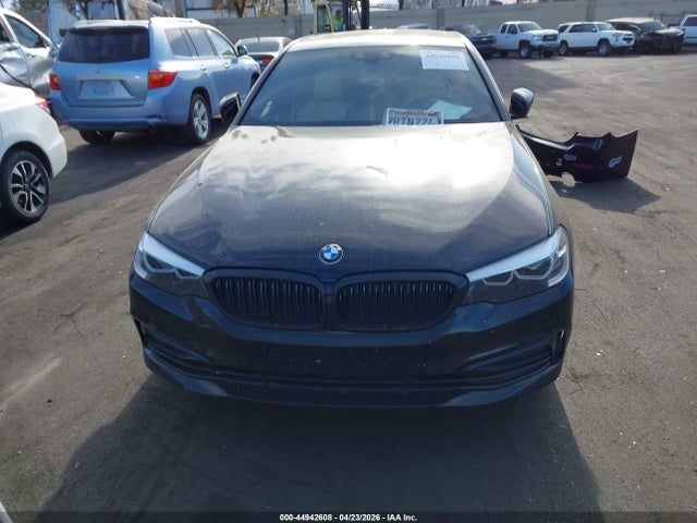 WBAJA9C56KB388658 BMW 530e Iperformance