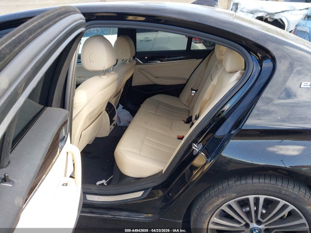 WBAJA9C56KB388658 BMW 530e Iperformance