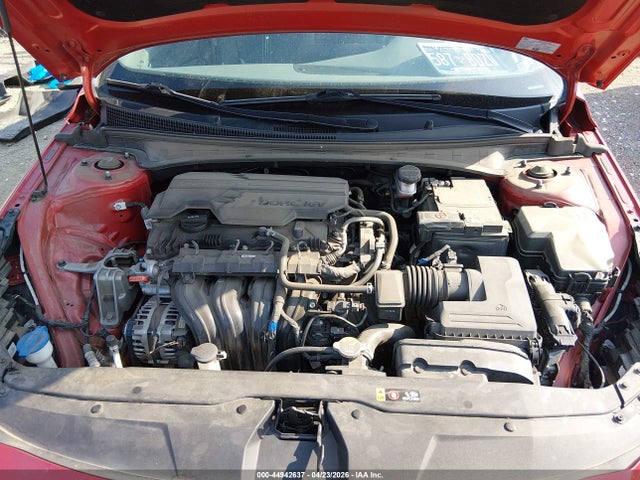 Продажа на аукционе авто 2022 Hyundai Elantra Sel, vin: 5NPLS4AG0NH068562, номер лота: 44942637