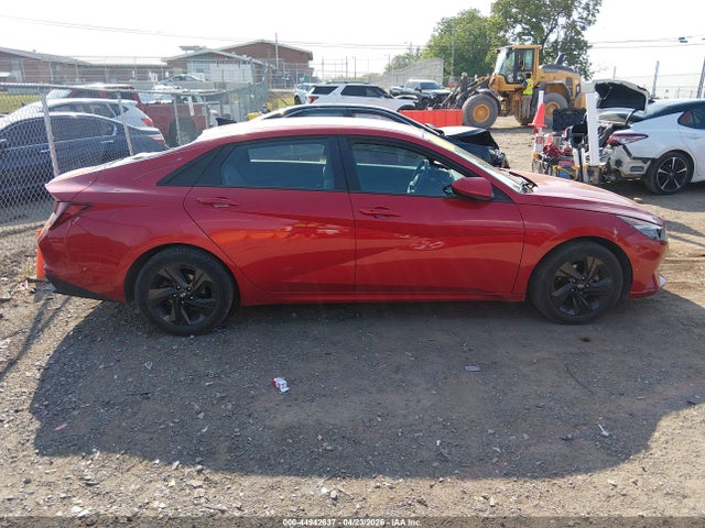 Продажа на аукционе авто 2022 Hyundai Elantra Sel, vin: 5NPLS4AG0NH068562, номер лота: 44942637