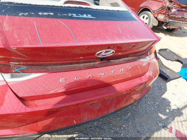 Продажа на аукционе авто 2022 Hyundai Elantra Sel, vin: 5NPLS4AG0NH068562, номер лота: 44942637