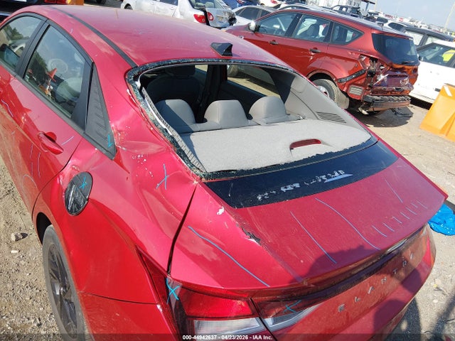 Продажа на аукционе авто 2022 Hyundai Elantra Sel, vin: 5NPLS4AG0NH068562, номер лота: 44942637
