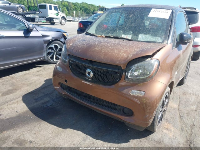 2016 Smart Fortwo Passion მანქანა იყიდება აუქციონზე, vin: WMEFJ5DA2GK066315, აუქციონის ნომერი: 44942638