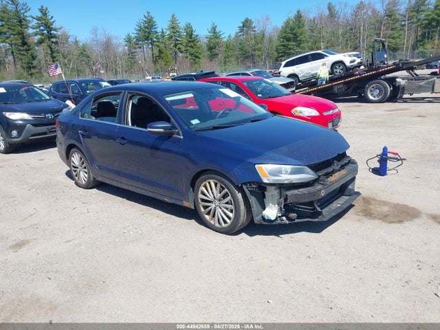 44942659 :رقم المزاد ، 3VWGZ7AJ4BM017305 vin ، 2011 Volkswagen Jetta 2.5l Sel مزاد بيع