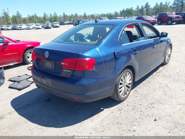 44942659 :رقم المزاد ، 3VWGZ7AJ4BM017305 vin ، 2011 Volkswagen Jetta 2.5l Sel مزاد بيع